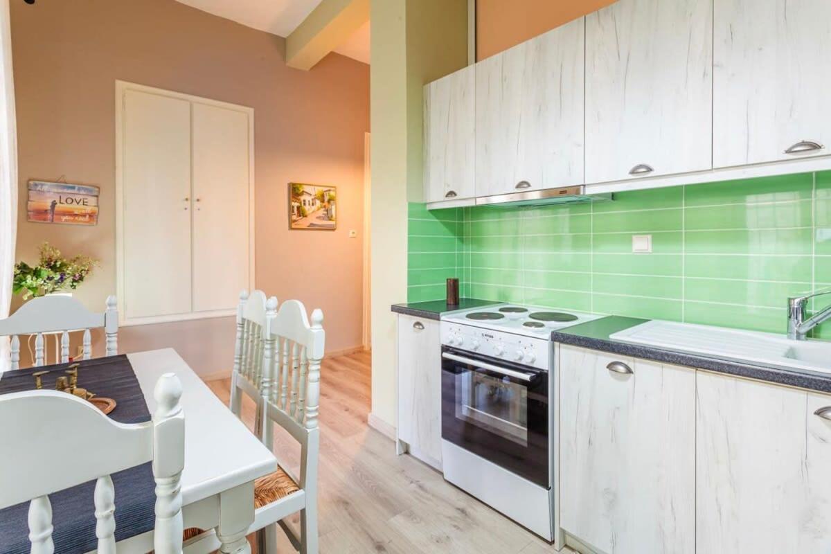 Kalamata Rose Nest - Urban Comfy Escape Exterior foto